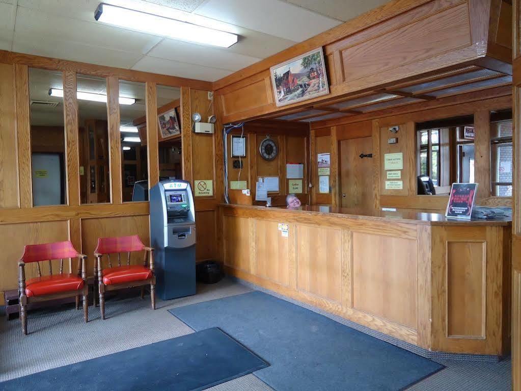 Beaver Hotel North Battleford Ngoại thất bức ảnh